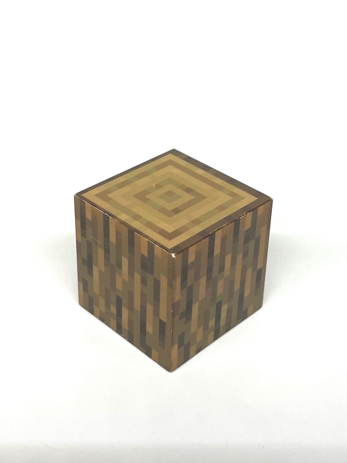 Minecraft: Plastic Block (preowned)