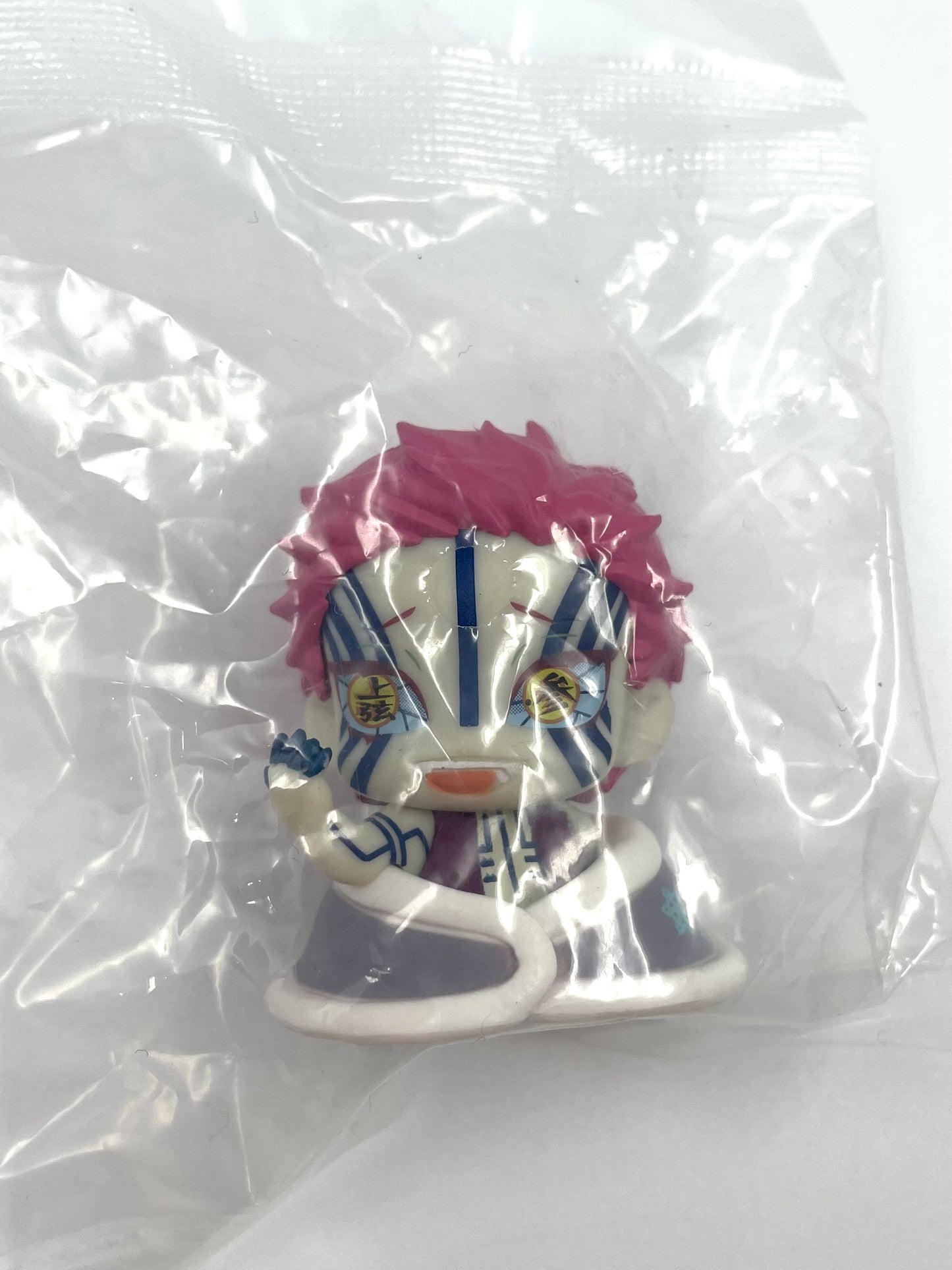 Figure mini Démon Slayer Akaza