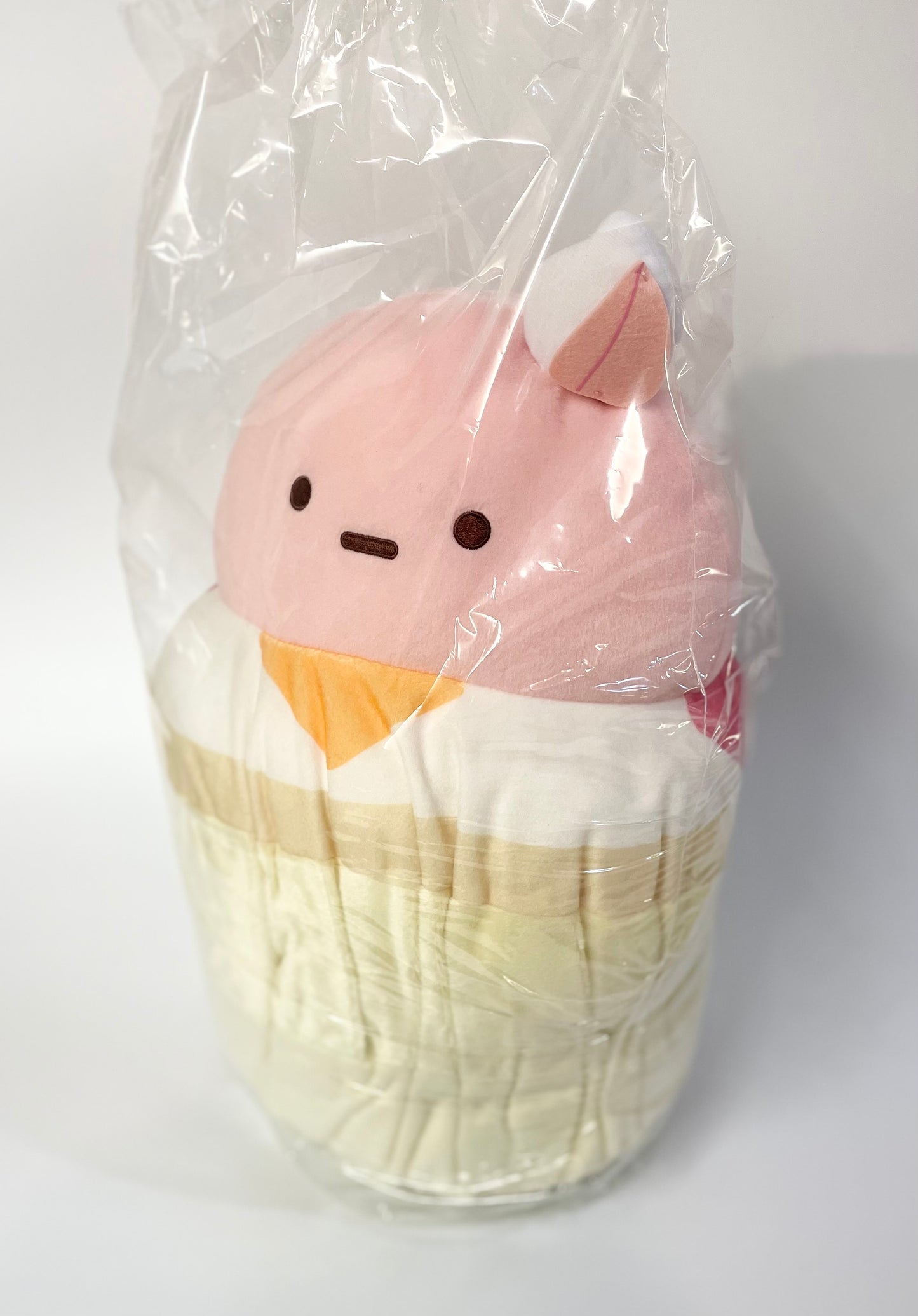Plush Sumikkogurashi Roll Cake Pink
