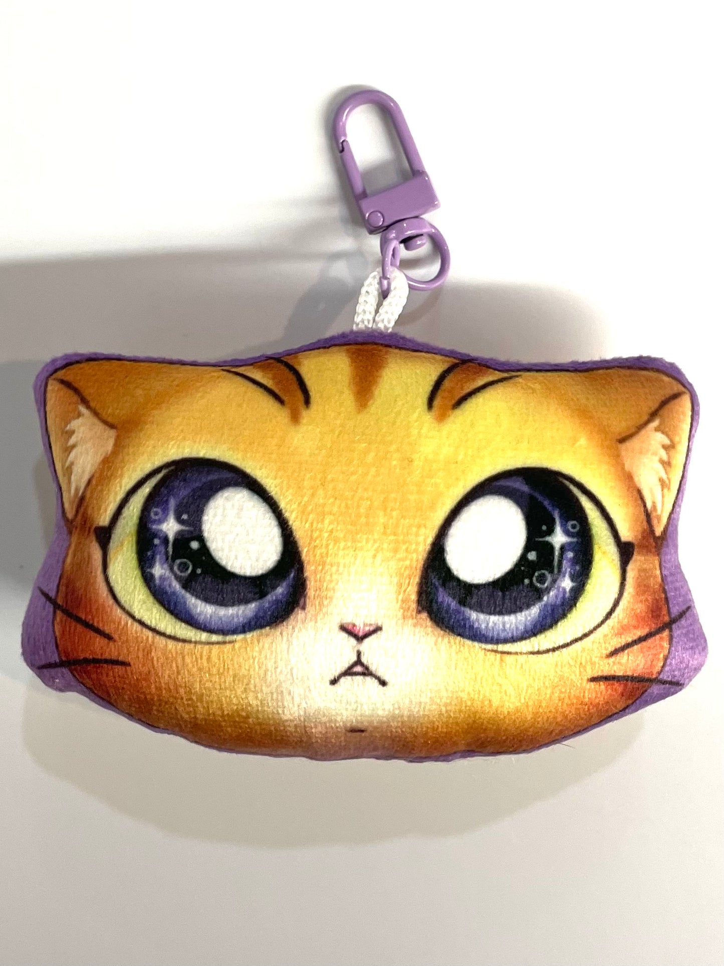 Momichu : Pillow Charm