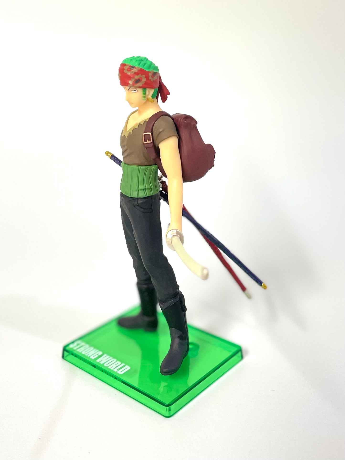 Figure ONE PIECE Zoro Strong World